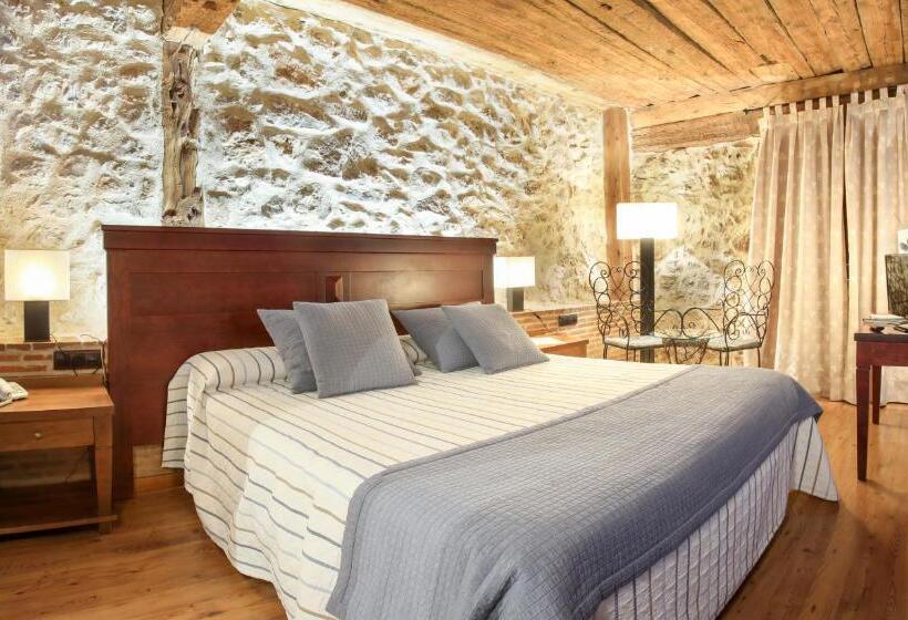 Люкс, Posada Los Templarios