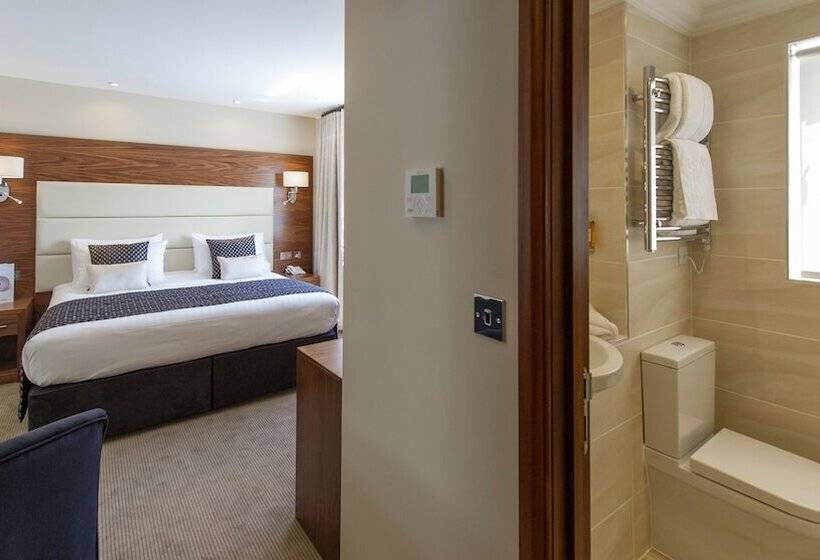 اتاق اجرایی, The Devon