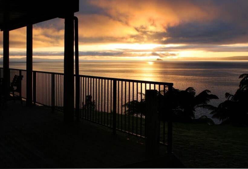 דירת שני חדרים עם מרפת, Oreti Village Resort