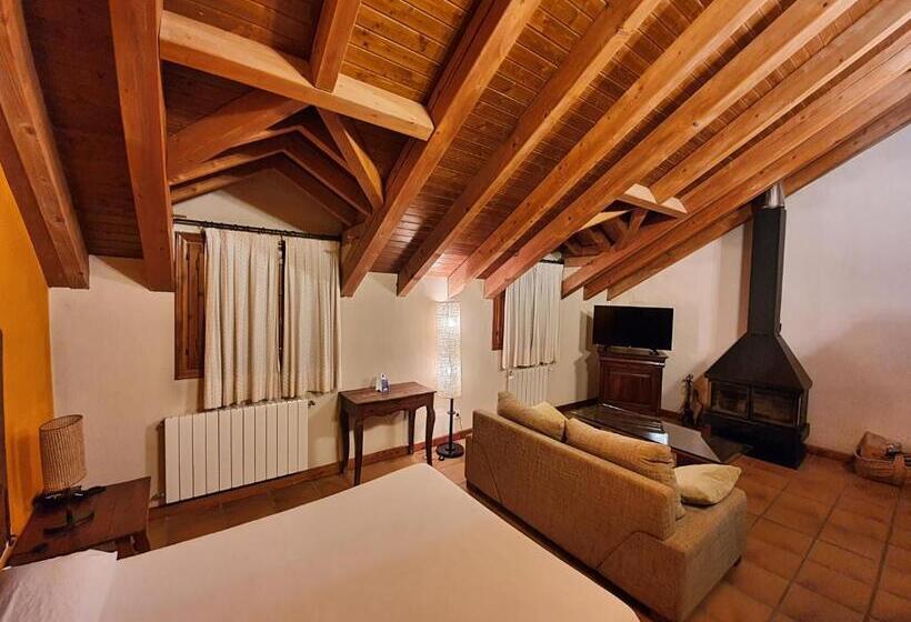 סוויטה, Tierras De Moya