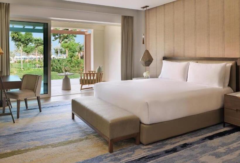 سوئیت با تخت بزرگ, Intercontinental Ras Al Khaimah Mina Al Arab Resort & Spa, An Ihg Hotel