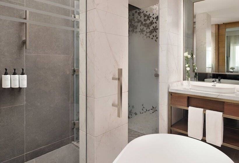 Classic Room Double Bed Sea View, Intercontinental Ras Al Khaimah Mina Al Arab Resort & Spa, An Ihg Hotel