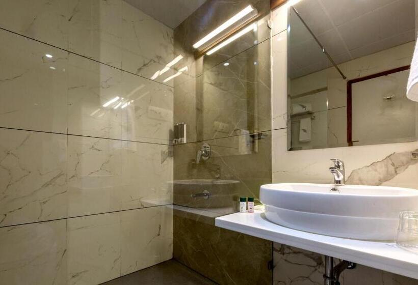 Номер Стандарт, The Fern Residency Vijayapura