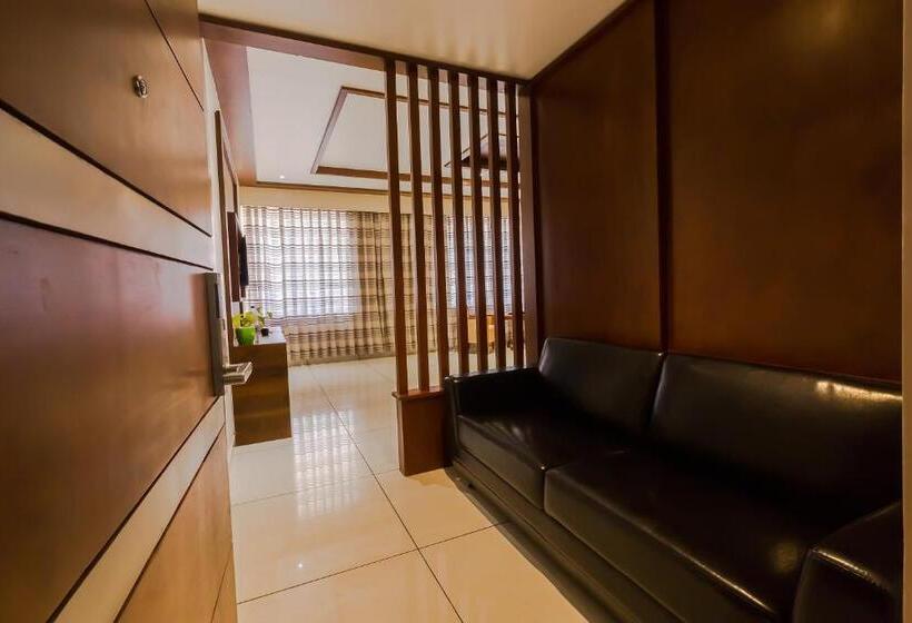 Люкс, The Fern Residency Vijayapura