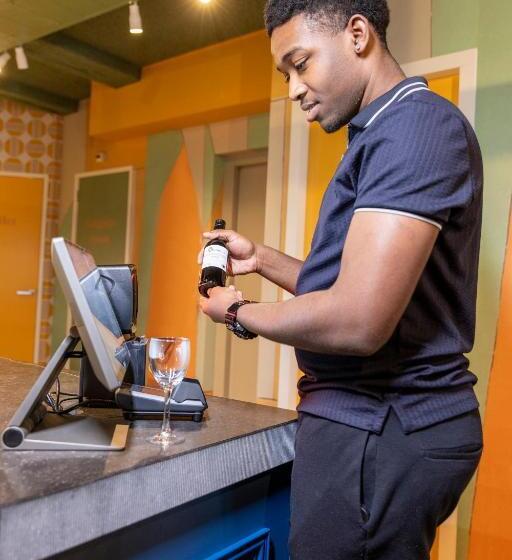 اتاق استاندارد چهار تخته, Tourist Inn One Amsterdam