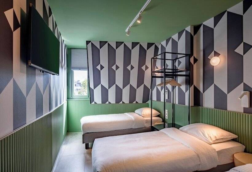 اتاق استاندارد سه نفره, Tourist Inn One Amsterdam