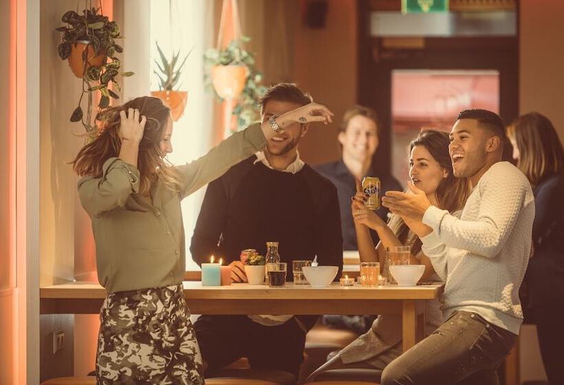 اتاق استاندارد, Tourist Inn One Amsterdam