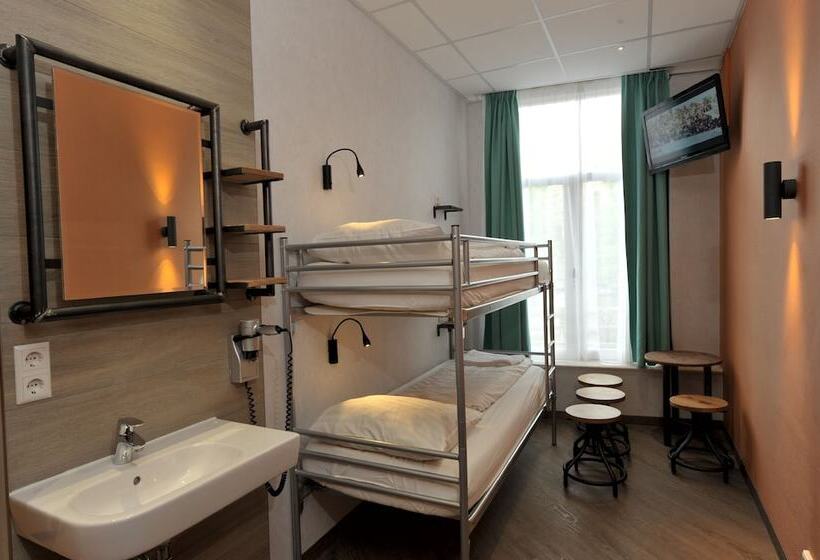 اتاق پایه با سرویس بهداشتی مشترک, Tourist Inn One Amsterdam