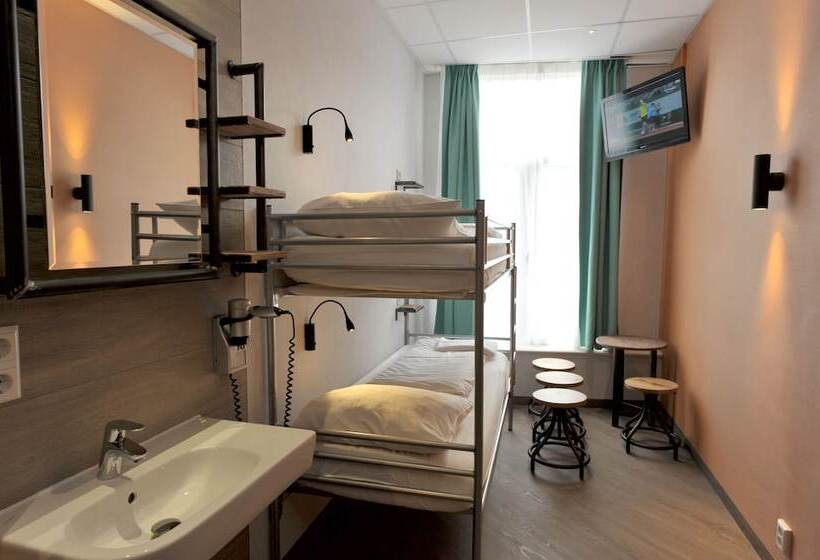 اتاق پایه با سرویس بهداشتی مشترک, Tourist Inn One Amsterdam