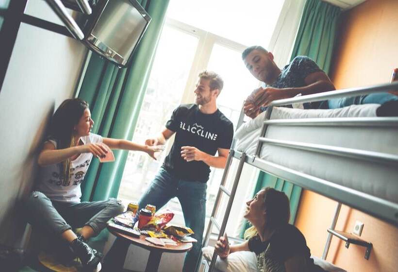 اتاق پایه چهارنفره با سرویس بهداشتی مشترک, Tourist Inn One Amsterdam