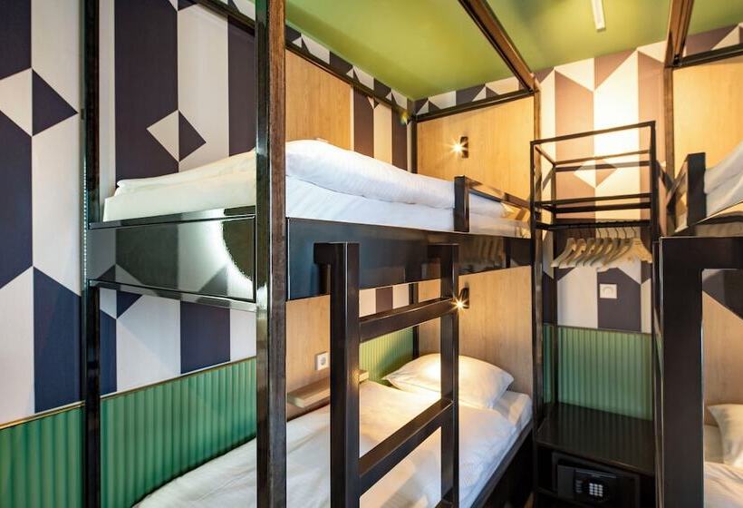 اتاق استاندارد چهار تخته, Tourist Inn One Amsterdam