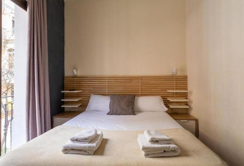 اتاق استاندارد, Mambo Tango