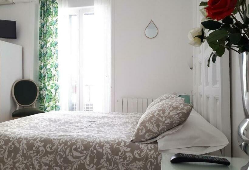 اتاق استاندارد, Hostal Casa Chueca