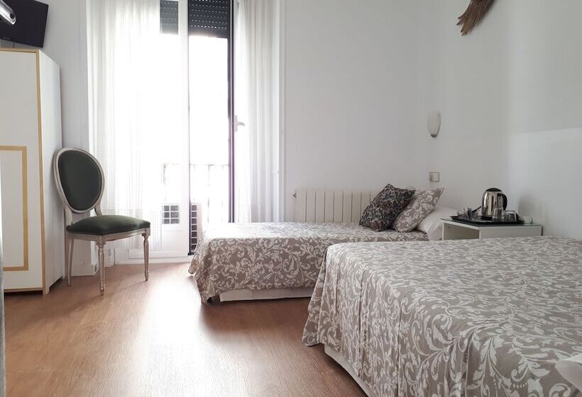 اتاق استاندارد, Hostal Casa Chueca