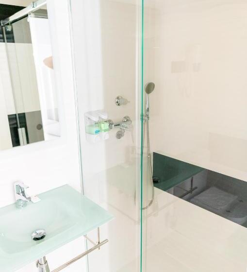 اتاق استاندارد, Hostal Gran Via 44