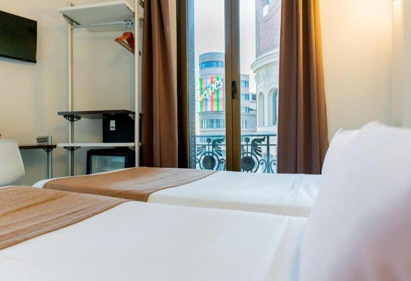 اتاق استاندارد, Hostal Gran Via 44