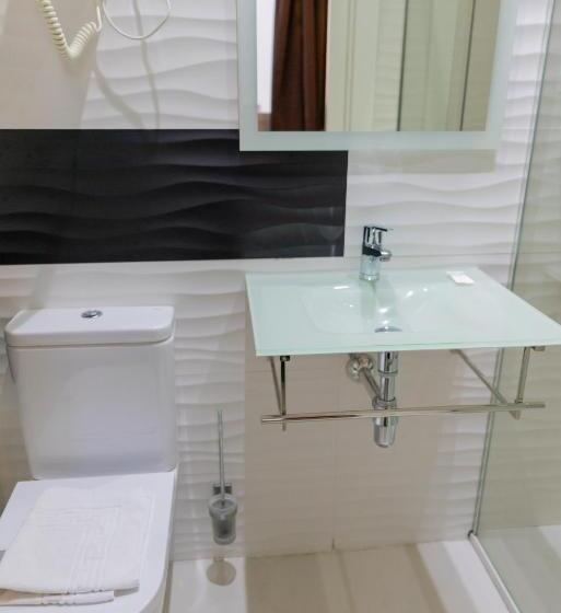 اتاق استاندارد یک نفره, Hostal Gran Via 44