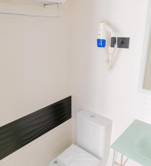 اتاق استاندارد یک نفره, Hostal Gran Via 44