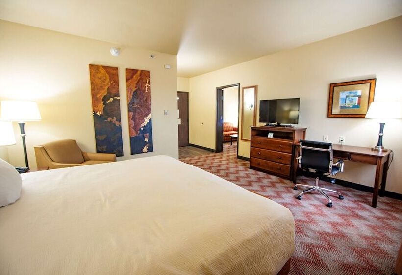 스위트, Best Western Plus Cimarron Hotel & Suites