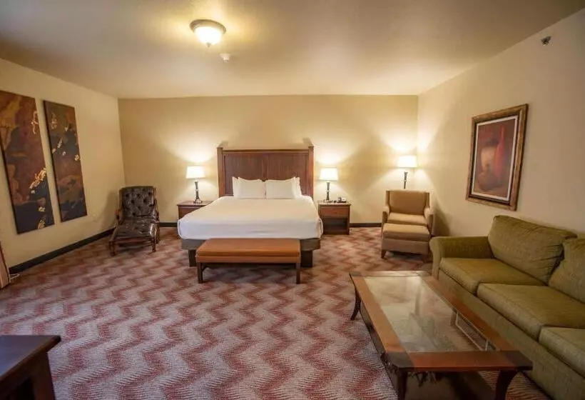 سوئیت با تخت بزرگ, Best Western Plus Cimarron Hotel & Suites