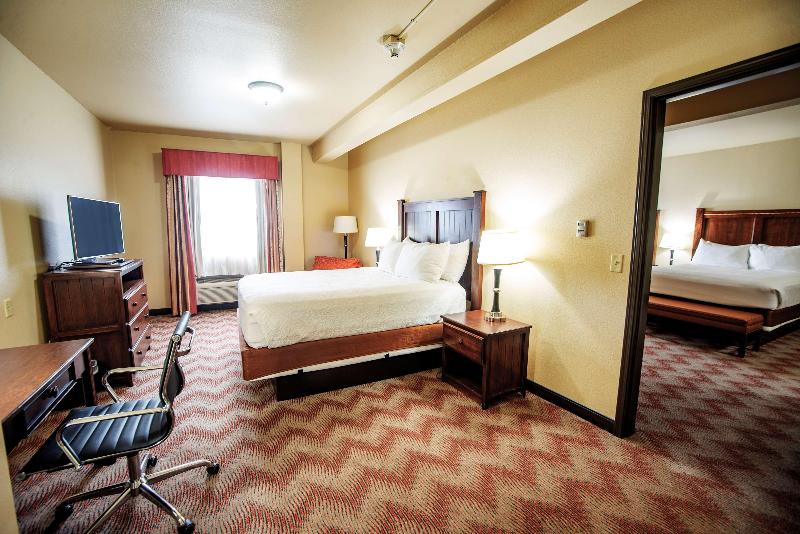 Люкс, Best Western Plus Cimarron Hotel & Suites