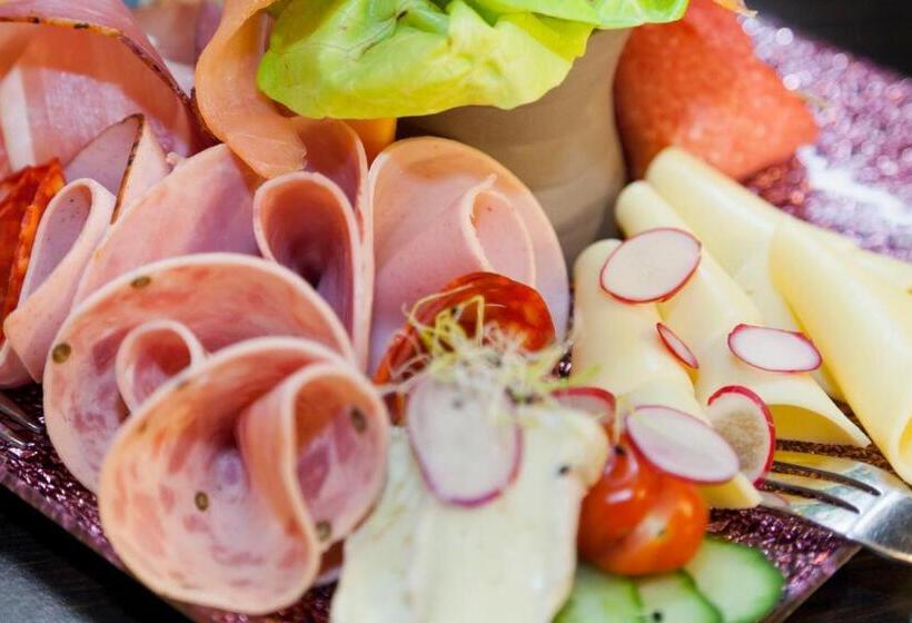 جناح سرير كينج, Diamonds And Pearls