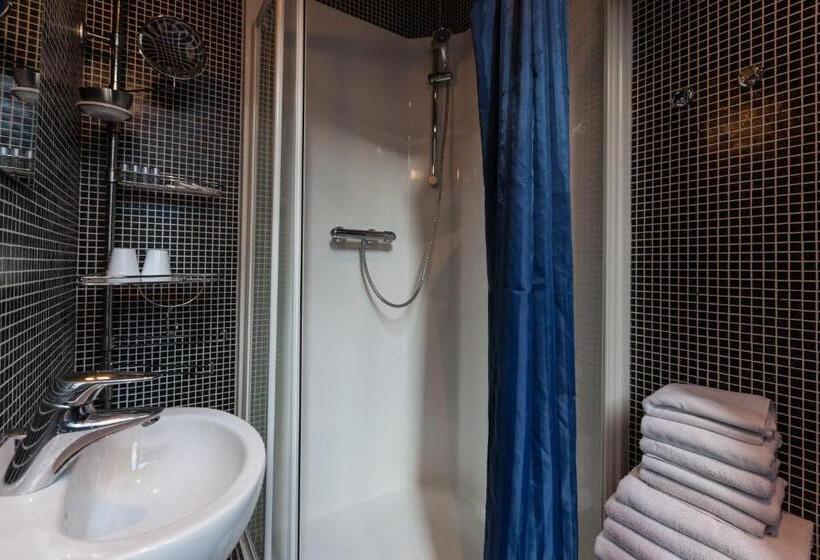 غرفة كمفورت مع بلكونة, Diamonds And Pearls