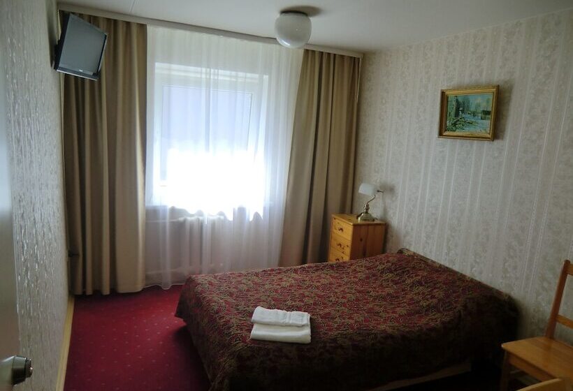 اتاق استاندارد یک تخته با سرویس بهداشتی مشترک, Dorell