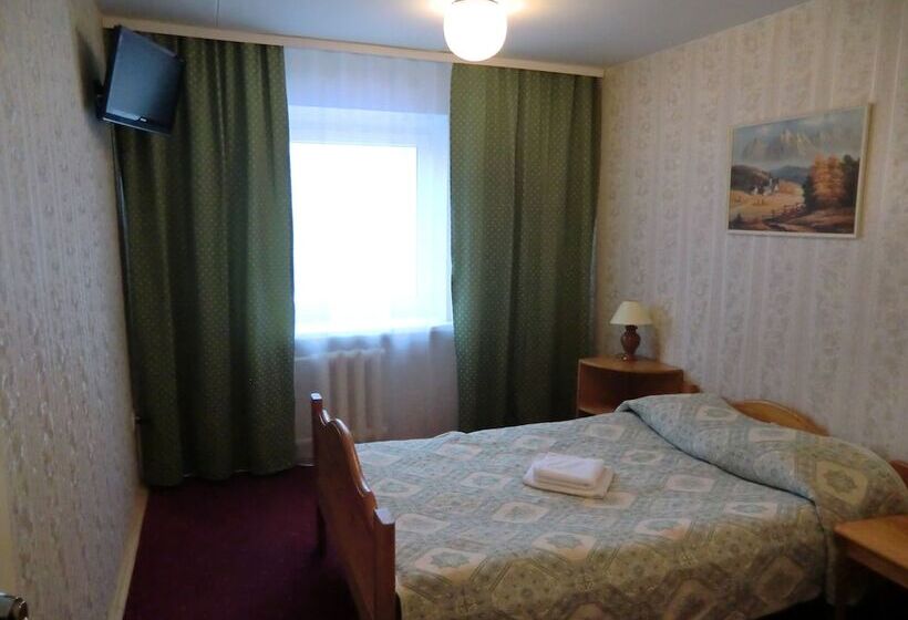 اتاق استاندارد یک نفره, Dorell