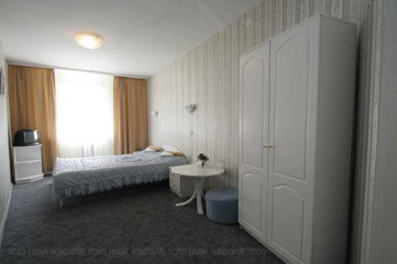 اتاق استاندارد, Dorell