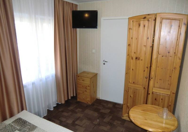 اتاق استاندارد یک نفره, Dorell