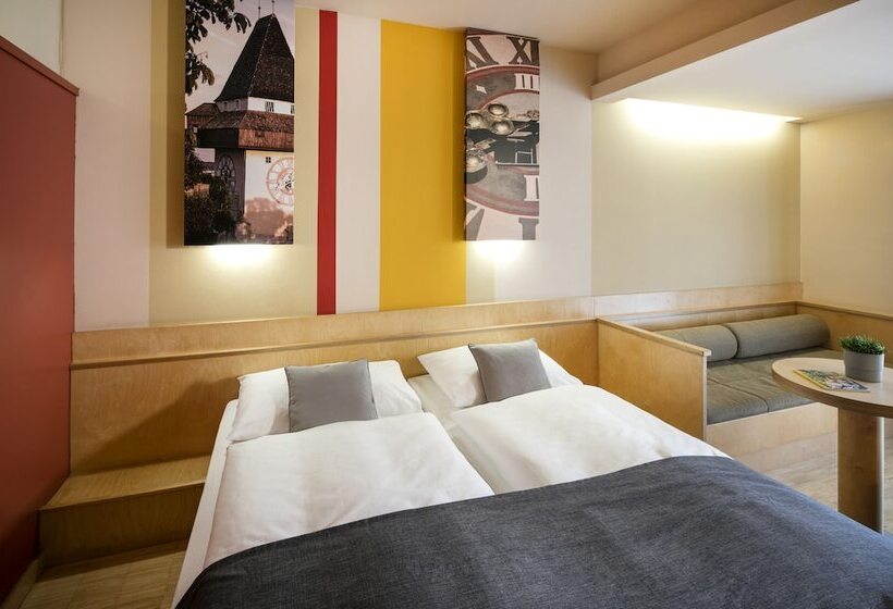 Номер Стандарт Трехместный, Jufa Hotel Graz City