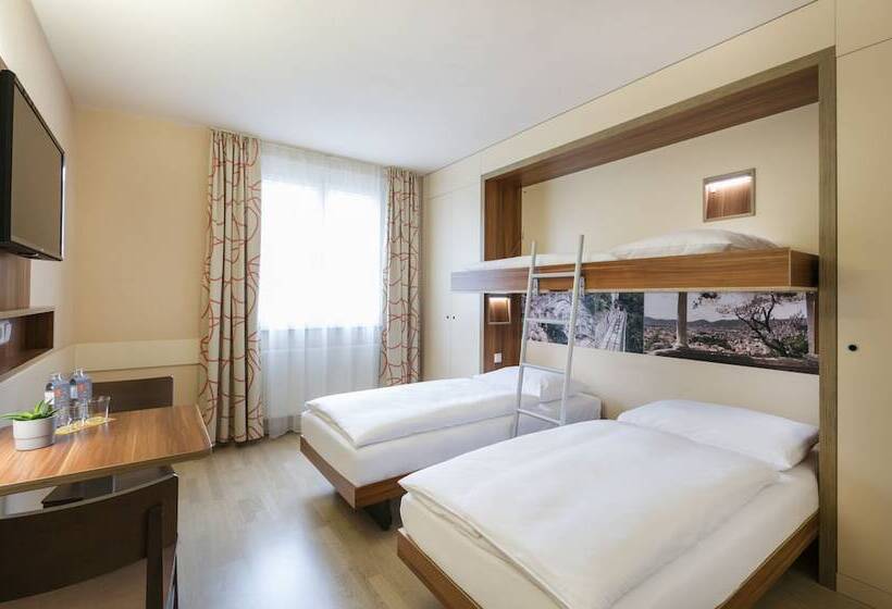 Номер Стандарт Трехместный, Jufa Hotel Graz City