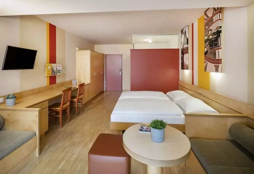 اتاق استاندارد چهار تخته, Jufa Hotel Graz City
