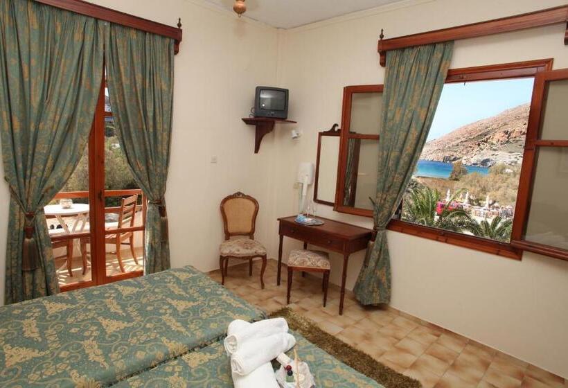 اتاق سوپریور با چشمانداز دریا, Maistrali