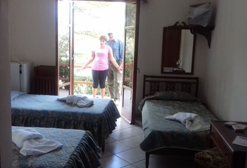 اتاق استاندارد با چشمانداز دریا, Maistrali