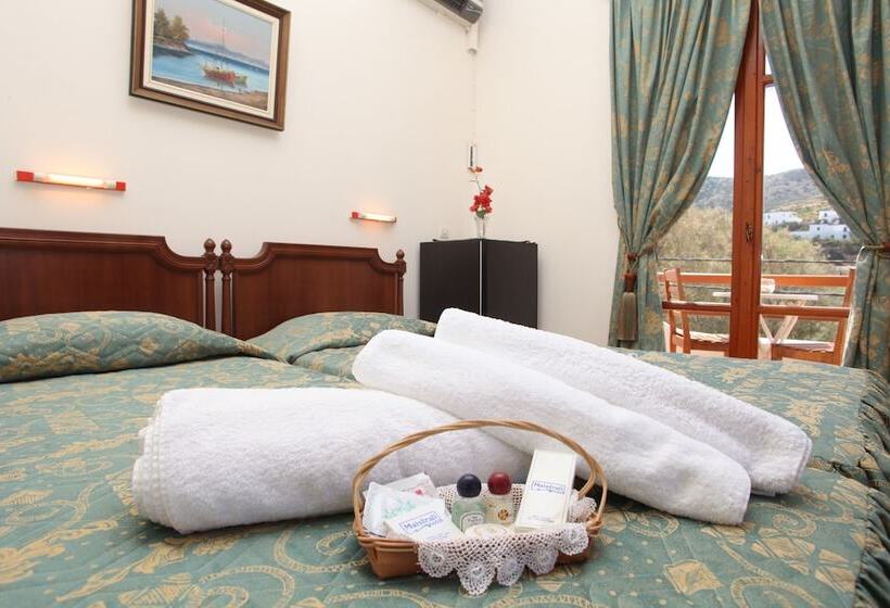 اتاق سوپریور با چشمانداز دریا, Maistrali