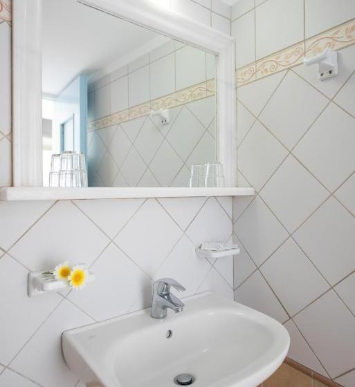 スタンダードシングルルーム, Olympia