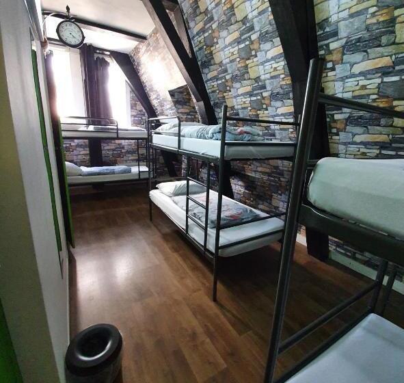 غرفة عائلية كلاسيكية, International Budget Hostel City Center