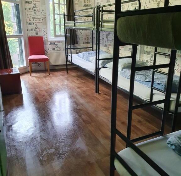 غرفة عائلية كلاسيكية, International Budget Hostel City Center
