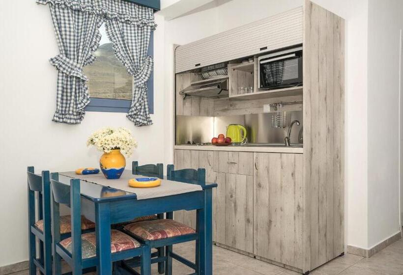 شقة غرفتين, Maistrali Apartments