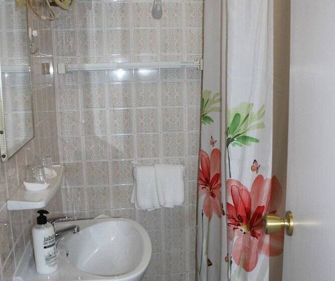 スタンダードトリプルルーム, Pension El Parque