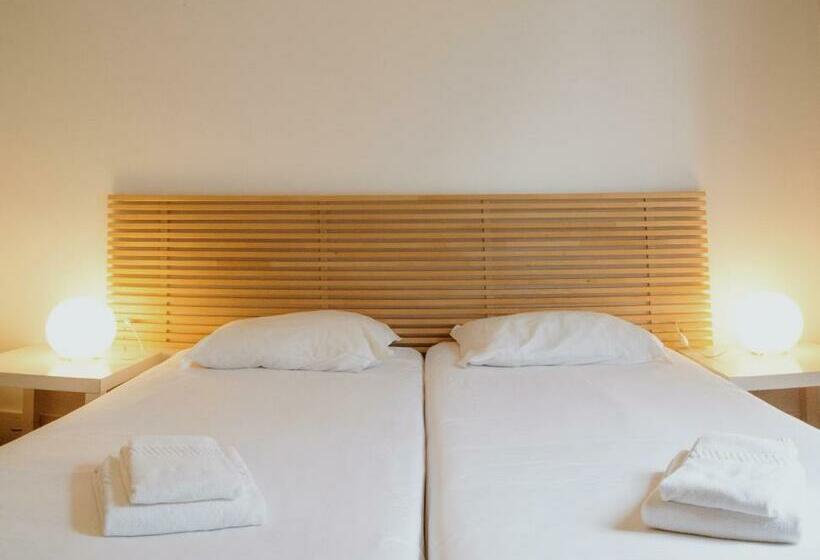 اتاق استاندارد, Porto Spot Hostel