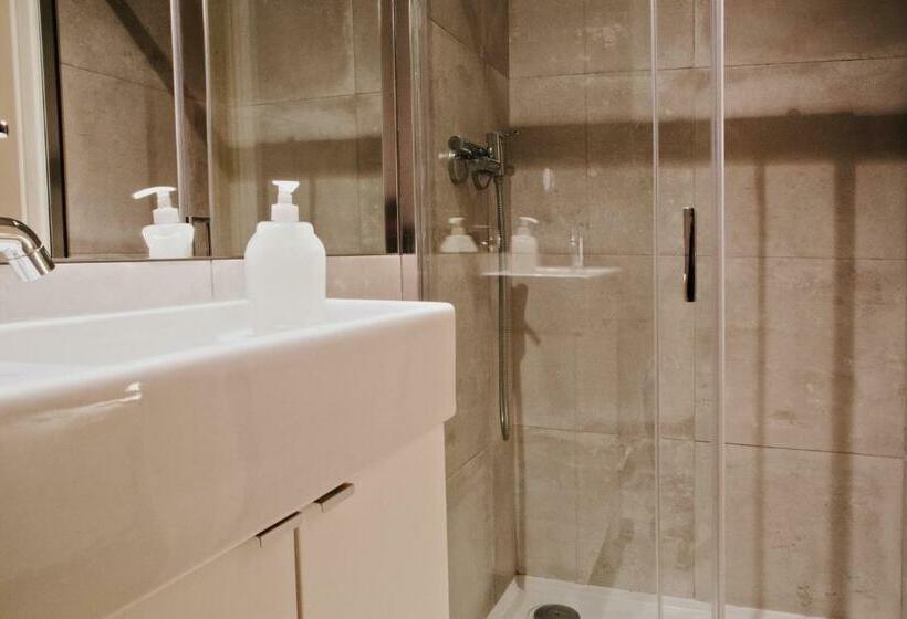 اتاق استاندارد, Porto Spot Hostel