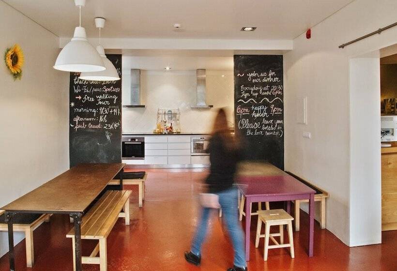 اتاق استاندارد, Porto Spot Hostel