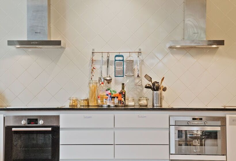 تختخواب در اتاق مشترک, Porto Spot Hostel