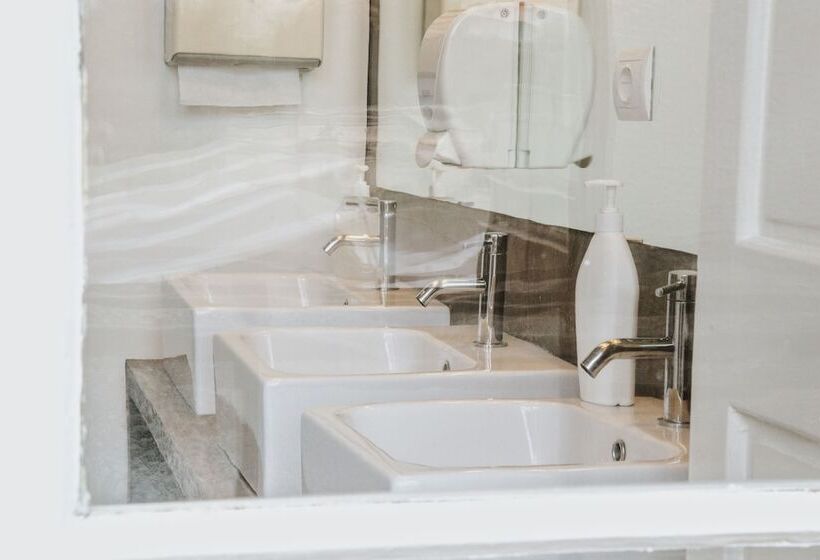 تختخواب در اتاق مشترک, Porto Spot Hostel