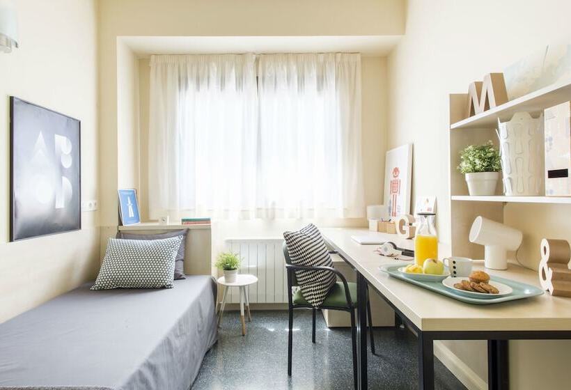 استودیوی استاندارد, Residencia Universitaria Erasmo