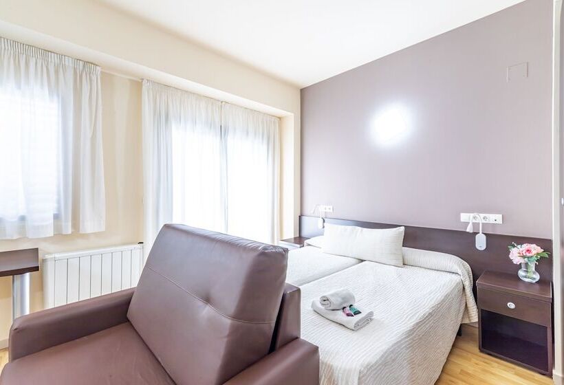 استودیو کامفورت, Residencia Universitaria Erasmo