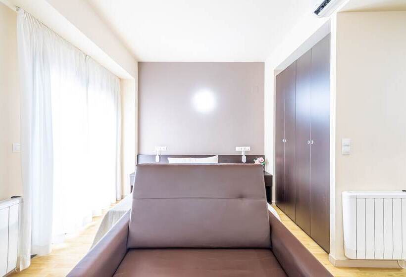 استودیو کامفورت, Residencia Universitaria Erasmo